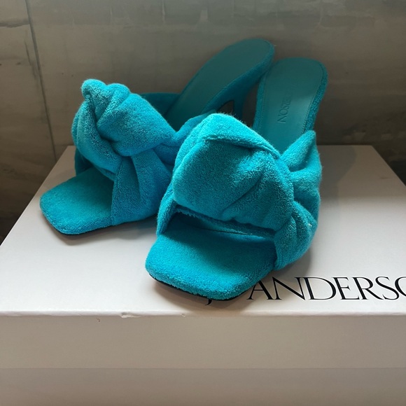 JW Anderson Knot Heel Mule Sandal - Picture 6 of 9